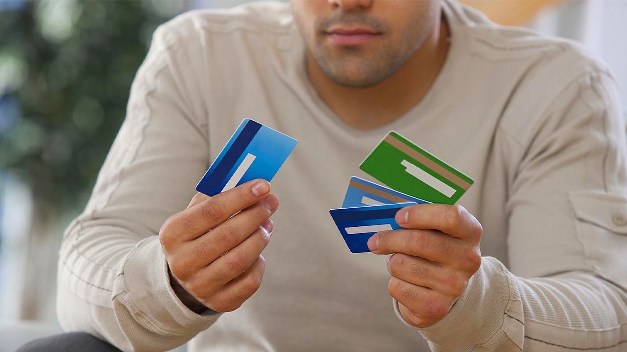 Как правильно выбрать кредитную карту: Рассмотрение основных причин использования кредитной карты