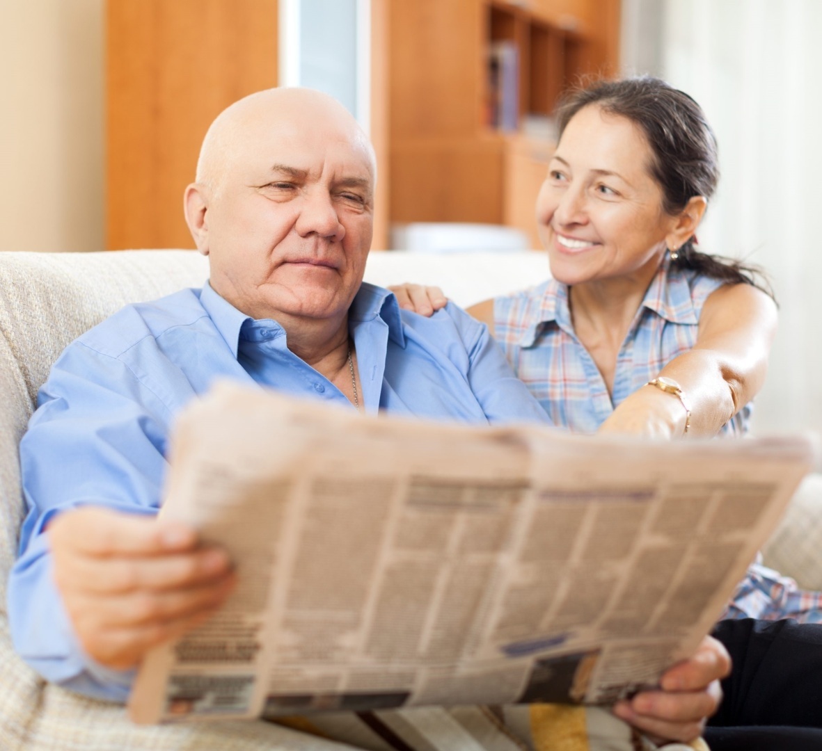 Ветераны труда сейчас – кто может стать, и какие льготы положены