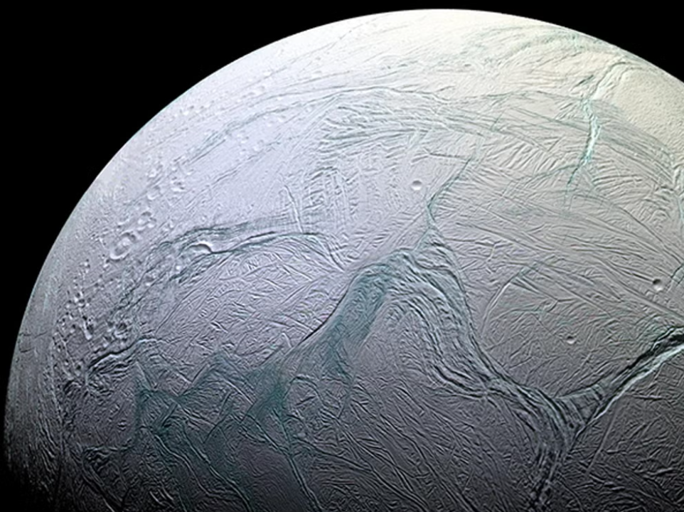 Ученые ‘уверены’, что на спутнике Сатурна есть ингредиенты для инопланетной жизни