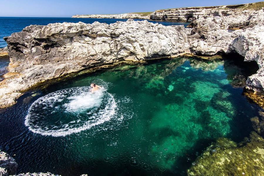 Самый безопасный отдых этого сезона будет в Крыму. "Не нужен мне берег турецкий». Крым- это наша история