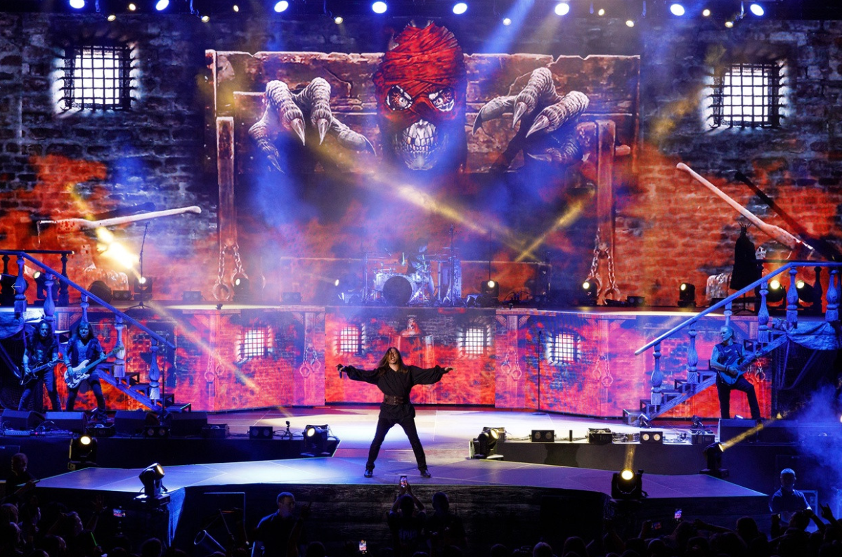 Грандиозное шоу легенды российского рока. "Ария" - "Гость из царства теней"