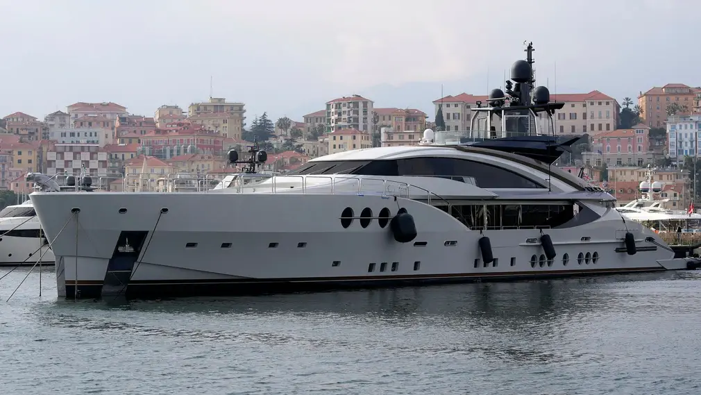 Конфискованные роскошные яхты — дорогое дело