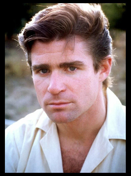 Смертельная авария , в которой погиб американский актер Трит Уильямс