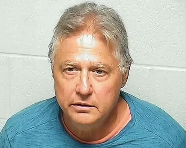 Американца арестовали за то, что он подстрелил сам себя во сне