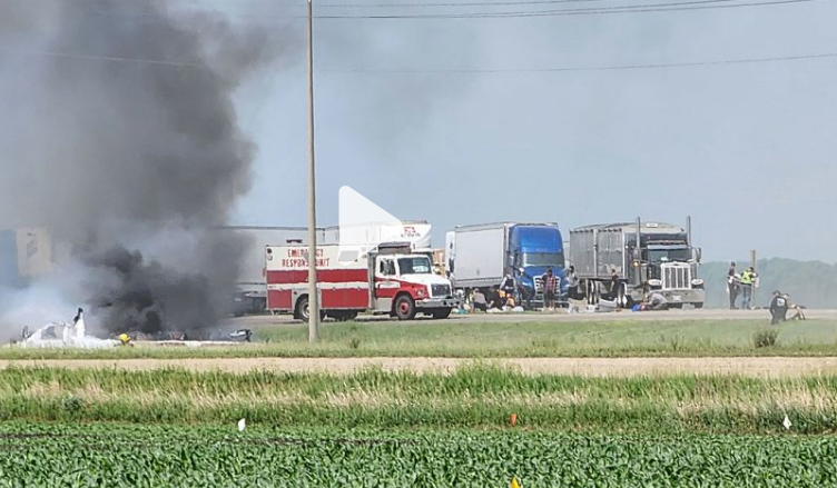 По меньшей мере 15 человек погибли в результате столкновения на канадском шоссе