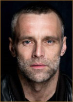 Дух убитой девушки расследует свою собственную смерть.Русское кино. "Отель "Феникс". 2 сезона по 4 серии. Смотрим бесплатно и без регистрации