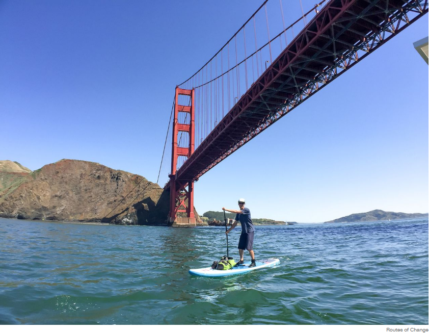 Этот человек путешествует по миру на немоторизованном транспорте