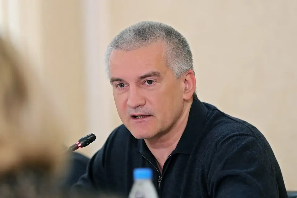 Аксёнов: «В Феодосии повреждена железная дорога»