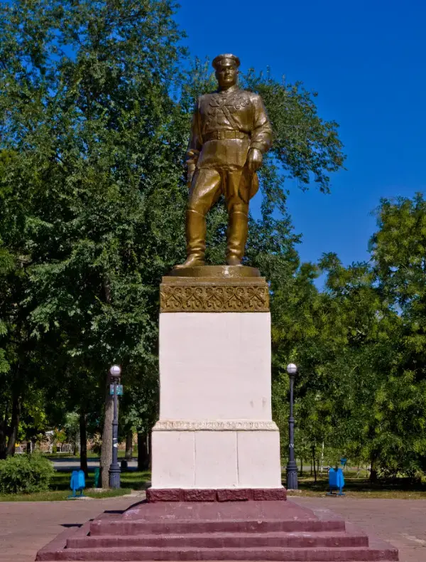 Григорий Котовский — из уголовников в политики: факты о жизни.