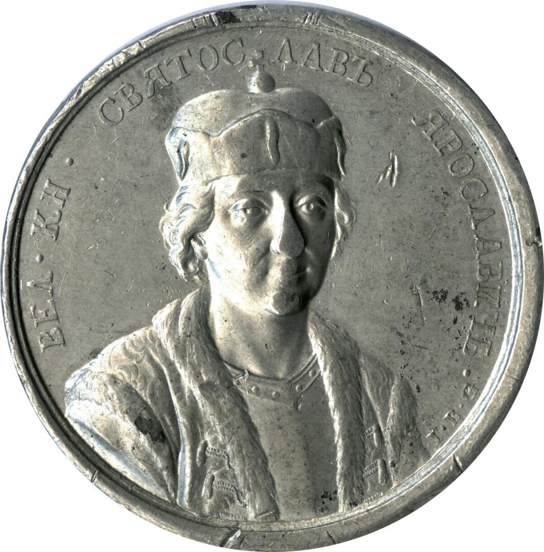 Восхождение к власти Владимира Мономаха. Часть 1 Усобица Ярославичей. Очередная кровавая борьба за власть.