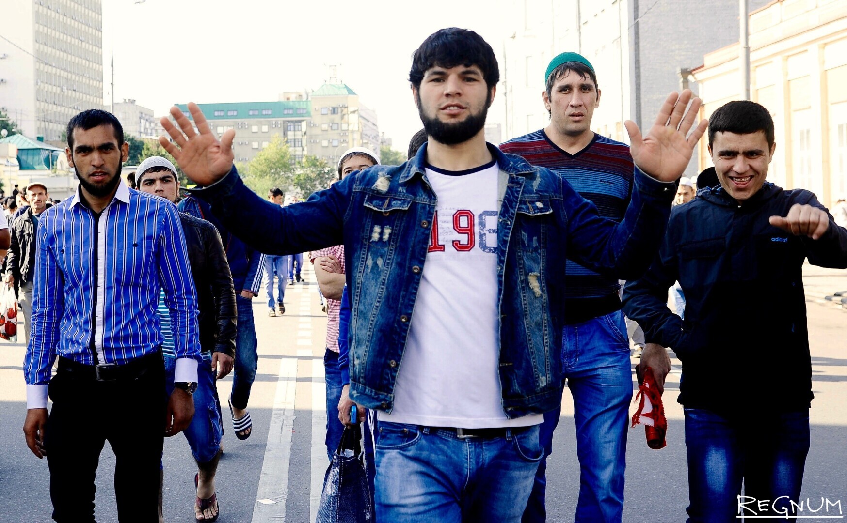 «Я тебя не понимай», или Как вести себя учителям с детьми мигрантов, не владеющих русским языком