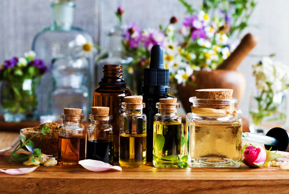 Лучшие натуральные средства и советы для сохранения молодости кожи.