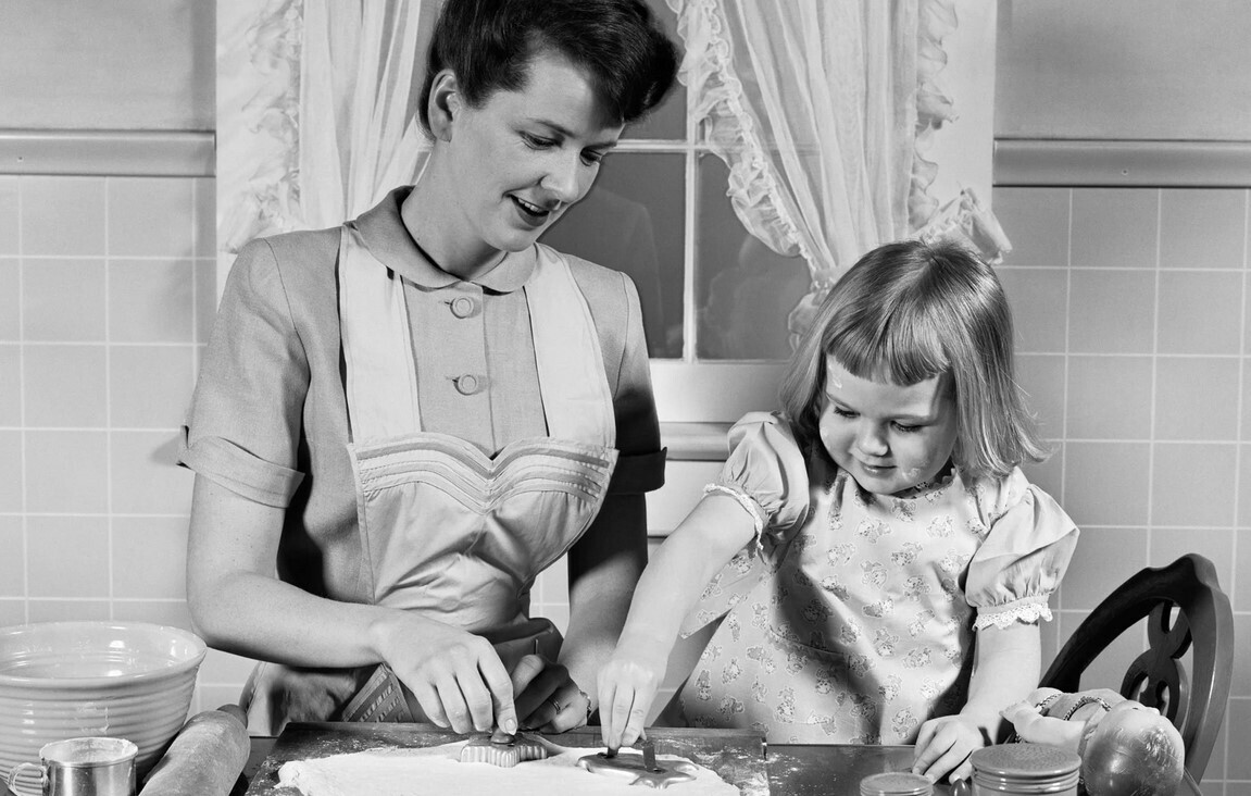 Почему современные мужчины мечтают о советских женщинах? Разбор 5 честных причин.