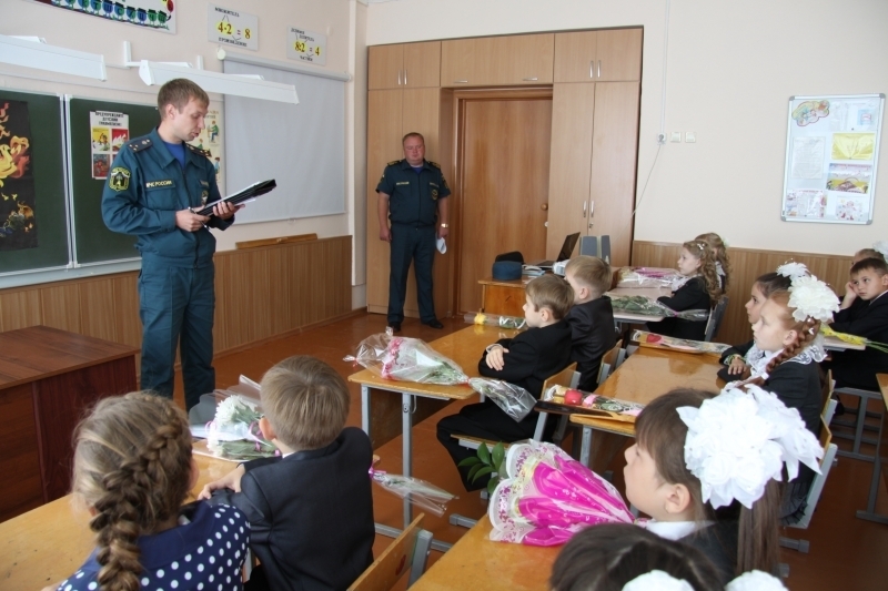 Уроки «ОБЖ» теперь будут называться «Основы безопасности и защита Родины».