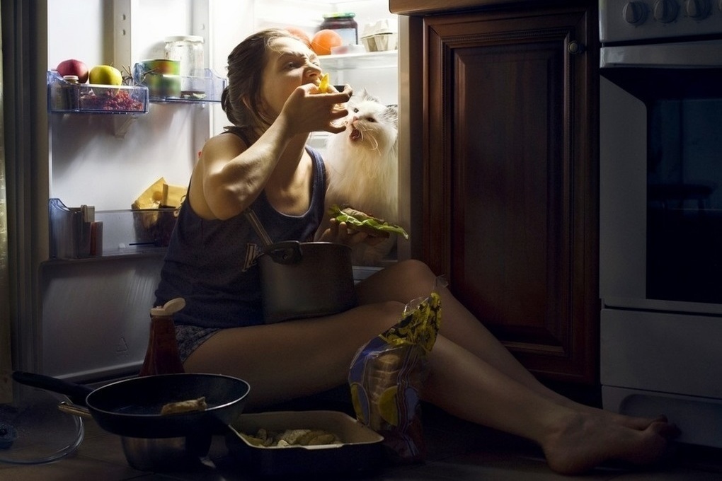 Как перестать есть перед сном: полезные советы и стратегии Введение . А Вас тянет перед сном покушать ?