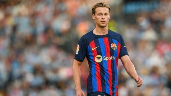 «Манчестер Сити» обращается к Де Йонгу из «Барселоны»