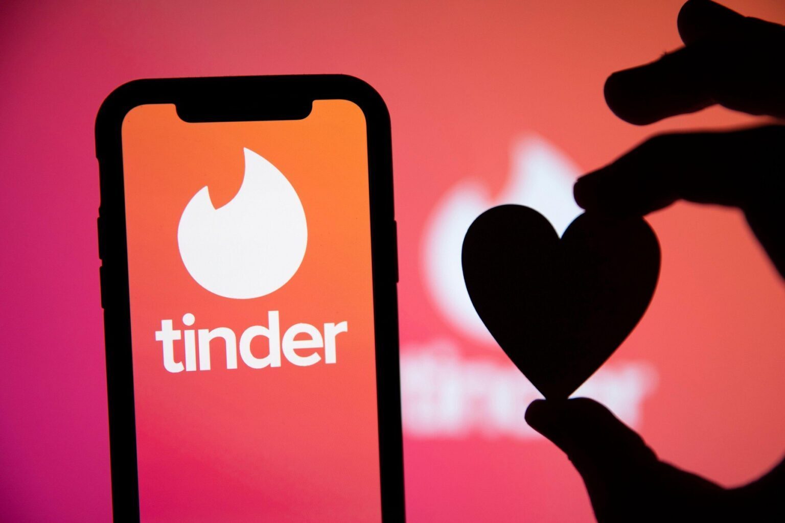 TINDER в России РАБОТАЕТ, но есть нюансы.
