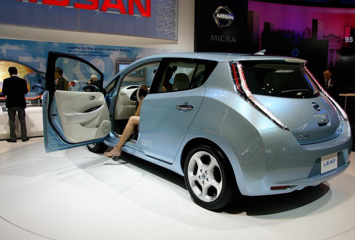 Свое лицо электромобилей Nissan Leaf.