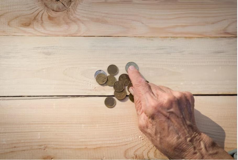 Живём в нищете в самой богатой стране мира. Кто виноват в сложившейся обстановке?