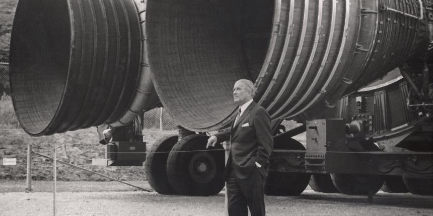 Операция "Скрепка": Как нацистские ученые продвинули американские космические путешествия.