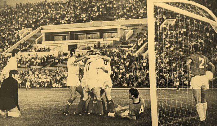 Донской футбол от А до Я (Виктор Бондаренко, Александр Бондарь, Александр Борзенко).