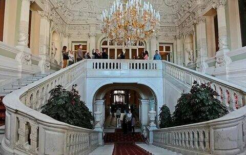 Юсуповский дворец на Мойке в Санкт-Петербурге.