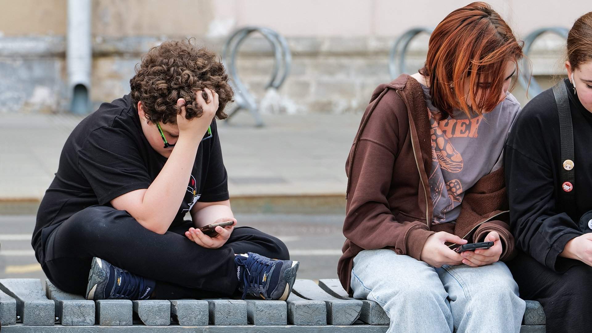 Злые языки в соцсетях: агрессия в отношении российских подростков. Как защитить ребенка от агрессии в сети?