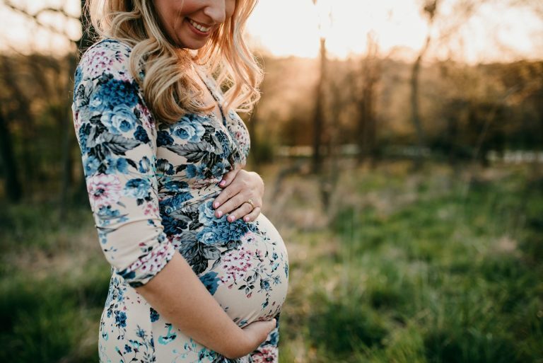 Беременна в 15 лет, что делать? Как воспримут родители?