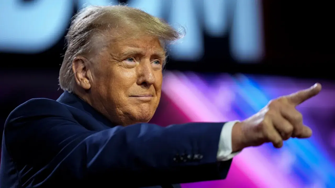 Доминирование Трампа в Республиканской партии заставляет Америку готовиться к токсичной кампании