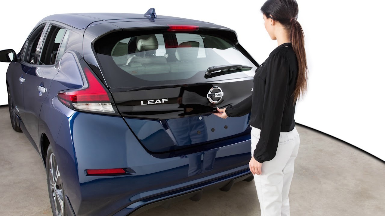 Манера Электромобилей Nissan Leaf.