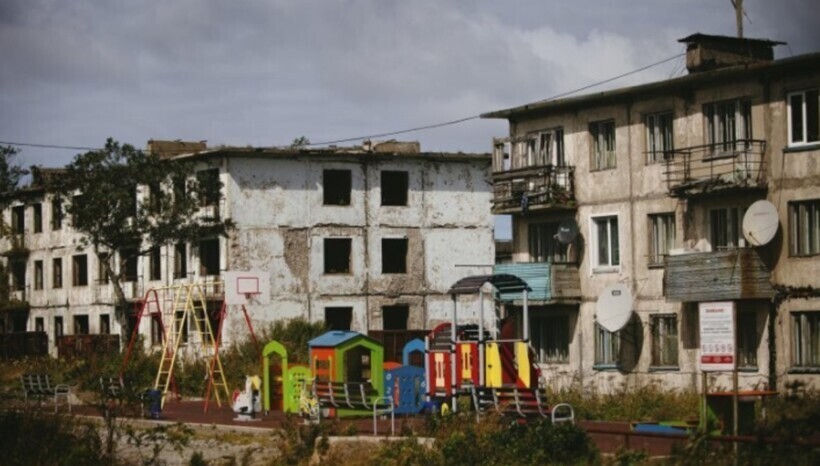 Вспомните строки из песни бандитский Петербург: " Город которого нет..."