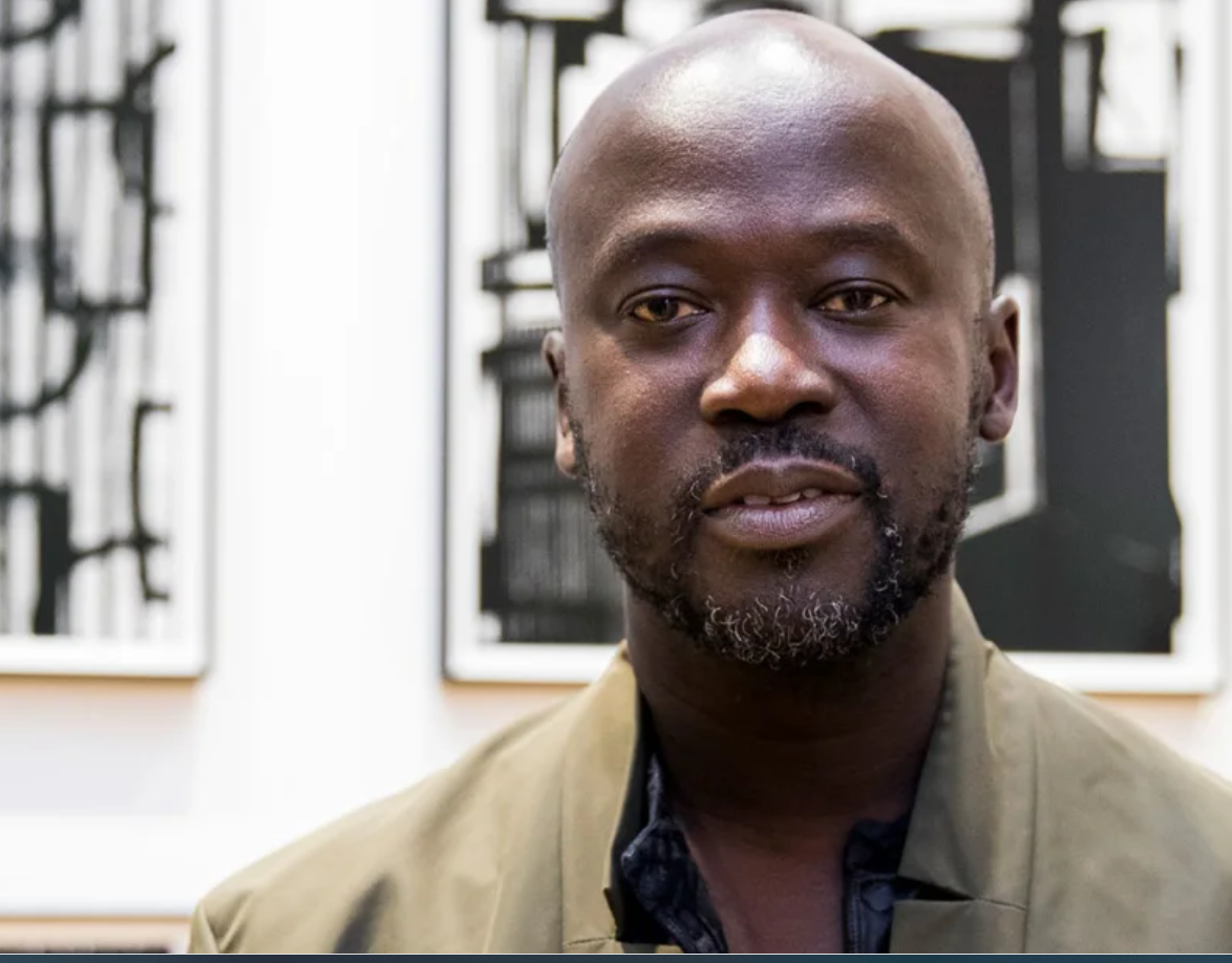 Известный архитектор сэр Дэвид Аджайе отказывается от нескольких проектов из-за обвинений в сексуальных домогательствах