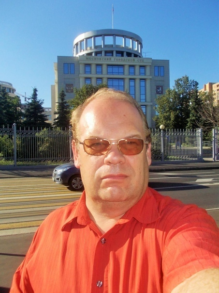 Чужих здесь не привечают, или Как я за фотографию день в полиции провёл