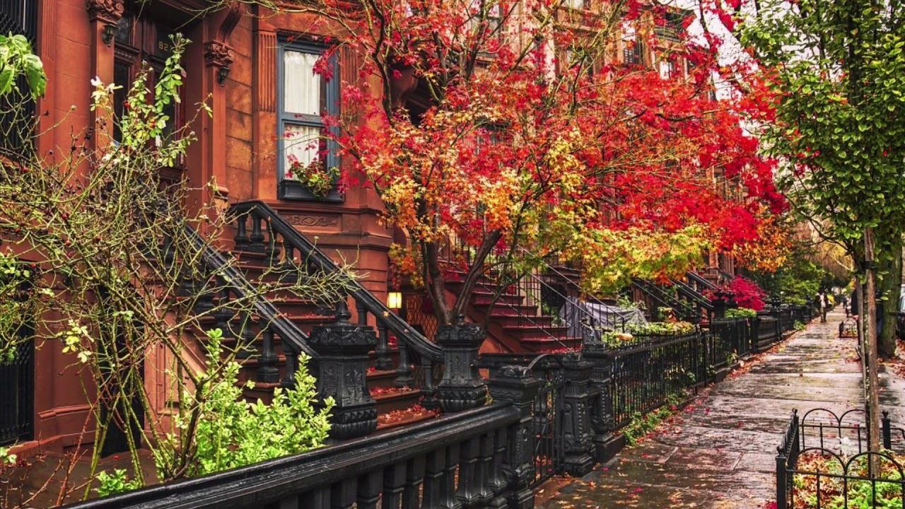 10 лучших мест для путешествия осенью.