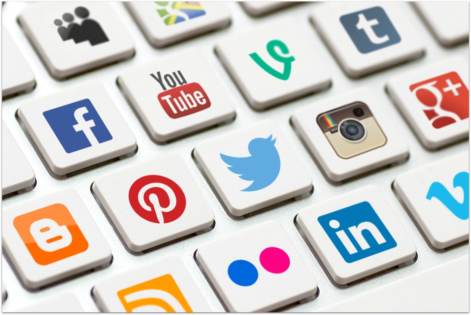 Вы Активный пользователь Социальных Сетей? Любите писать Сообщения? Вот несколько НЕ или Что делать и чего не делать.