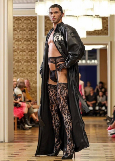 Показ мод в Берлине. Как далеко может зайти мода?