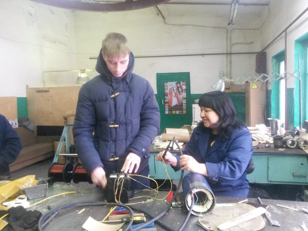 Прекрасный хорошее, он привлекает десятки трактористов