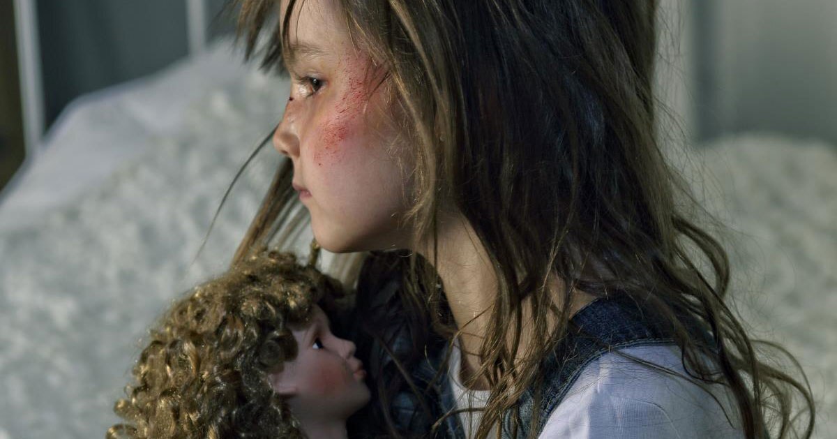 Насилие мужей над детьми, которое иные матери не замечают, не хотят замечать