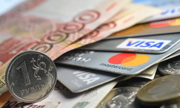 Как использовать кредитку и одновременно богатеть