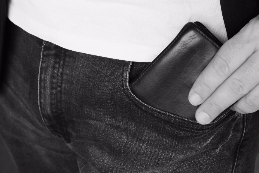 Сперматозоиды, фертильность мужчины и сотовый телефон в кармане брюк. Какая взаимосвязь с мужским сексуальным здоровьем и демографией?