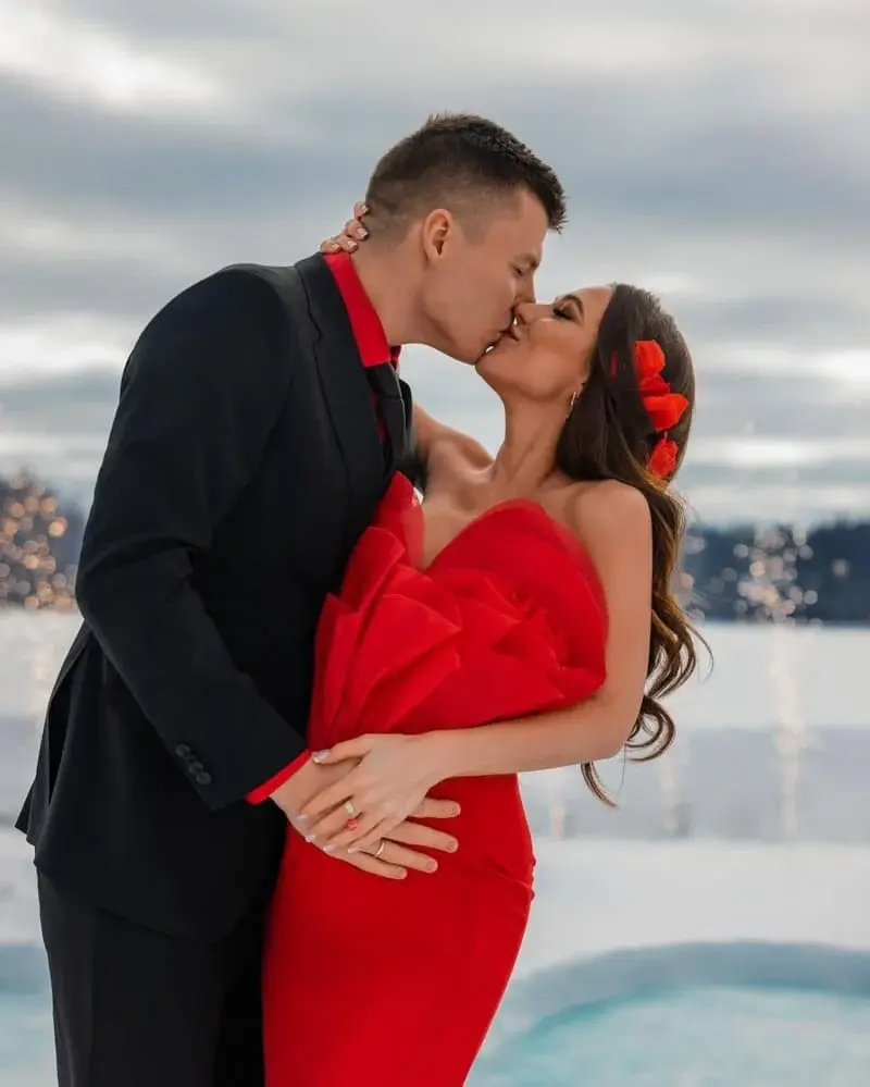 Лерчек и Артемчек: история любви Чекалиных.