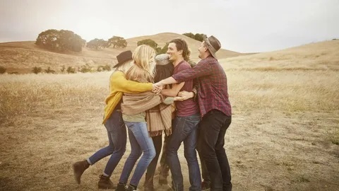 Дружба: Ключевые аспекты и сущность этой особой социальной связи