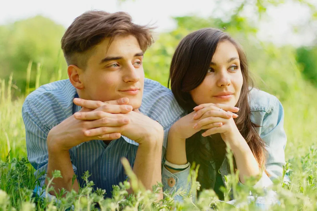 Отношение и брак: взаимодействие и значимость в современном обществе