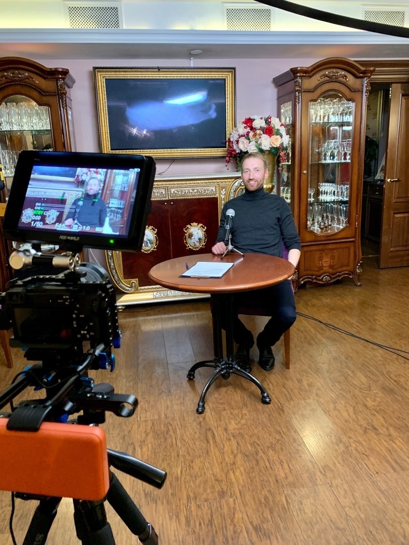 Граждане РФ смогут из-за границы пересылать документы в электронном виде в Россию.