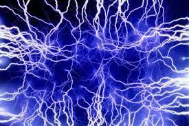 Какие технологии и тренды внедряются в различных отраслях и как они влияют на рынок?