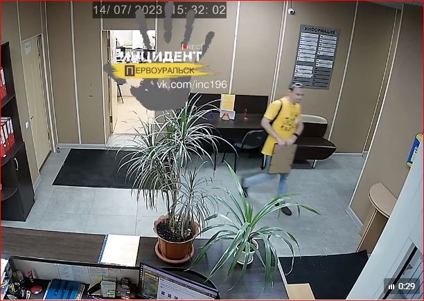 Вор-патриот. Зачем мужик украл портрет Путина?