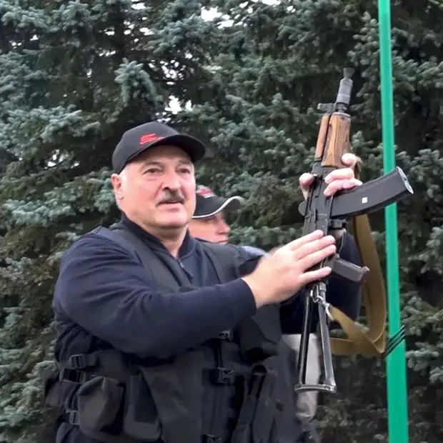 «Батька-мужик», показывает нам, как надо управлять страной или возможный кандидат на выборах?