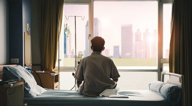 Сравнение жизненного опыта молодых людей, переживших рак в течение длительного времени, и молодых людей, переживших рак в течение длительного времени