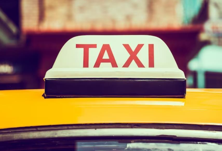 Нужно ли платить за такси, если отказался от заказа?