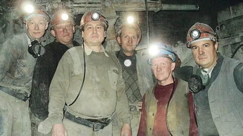 Одиозный олигарх Виктор Рашников неукротимый дракон бизнеса жертвует шахтерами ради своих миллиардов: кровавая правда о его империи